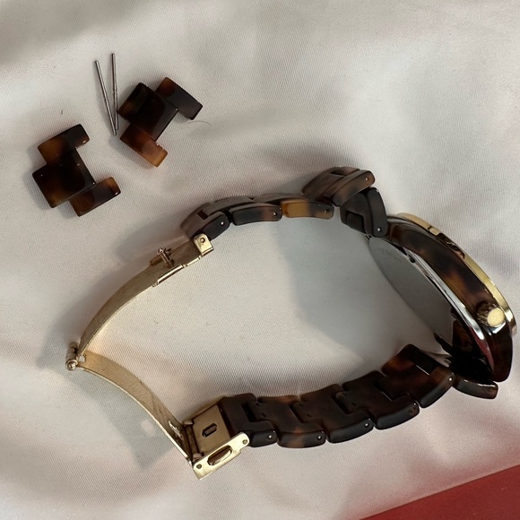 Fossil Tortoise Watch - Picture 5 of 7